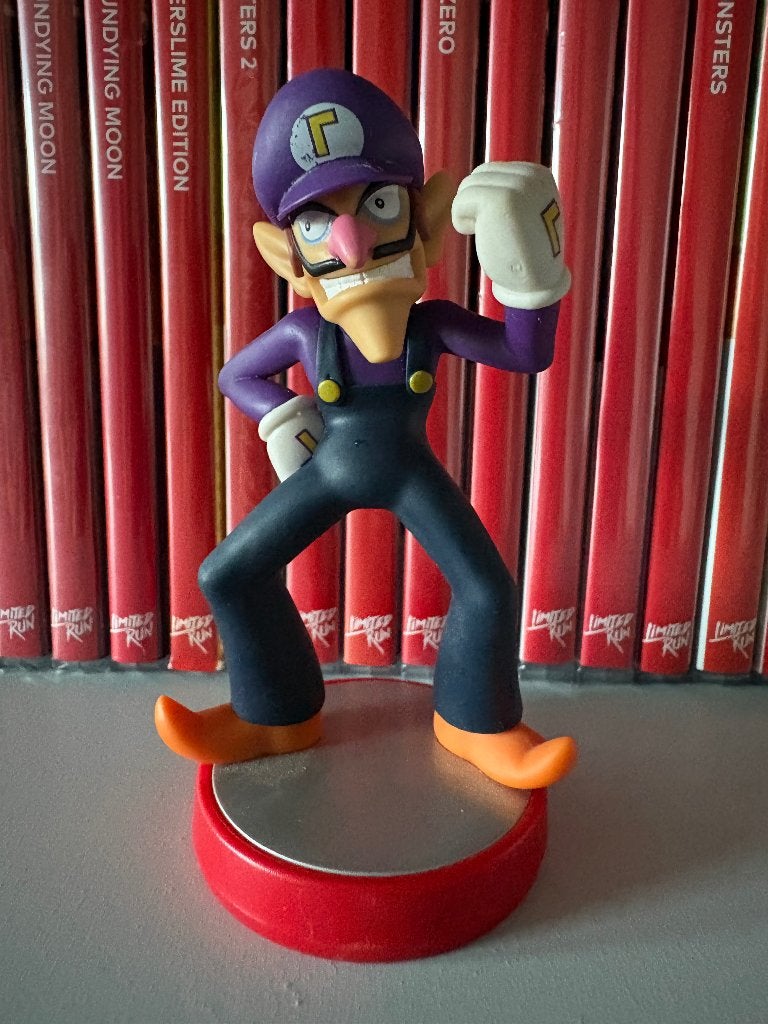 Amiibo Waluigi (Super Mario Collection), Ophalen of Verzenden, Zo goed als nieuw