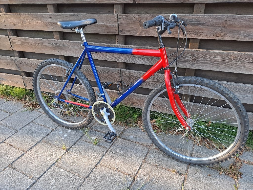Mountain bike 26inch, igst 3x6 speed rijd schakeld en remd!!, Fietsen en Brommers, Fietsen | Mountainbikes en ATB, Gebruikt, Geen vering