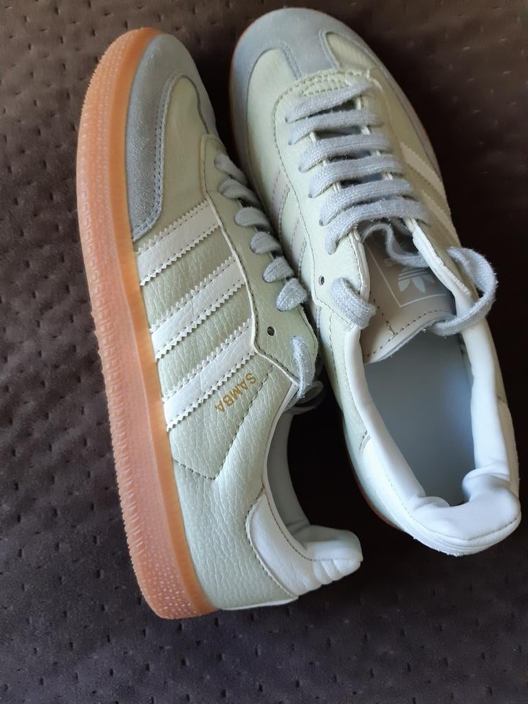 Adidas Samba dames - maat 38., Kleding | Dames, Schoenen, Adidas, Beige, Ophalen of Verzenden, Sneakers of Gympen