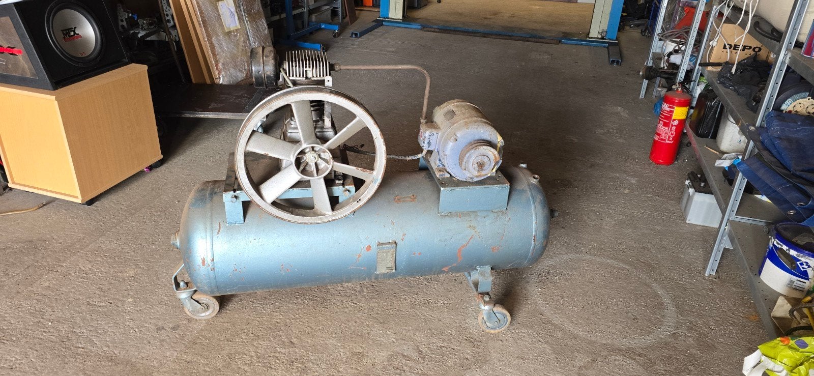 compressor moet nog in elkaar gezet worden, Minder dan 25 liter, Ophalen of Verzenden, Minder dan 200 liter/min