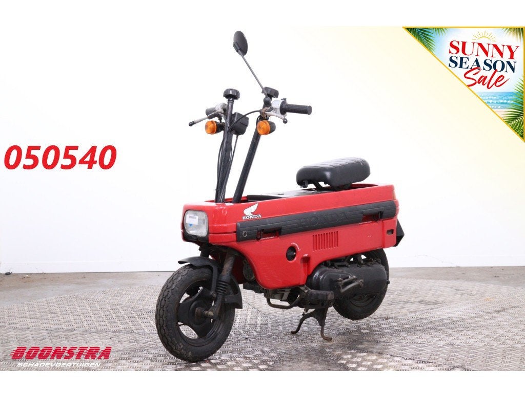 Honda Motocompo (bj 1982), Motoren, Motoren | Honda, Dopplerlaan 4
9207HC  DRACHTEN, NL, Boonstra Schadevoertuigen, Bedrijf, 50 cc