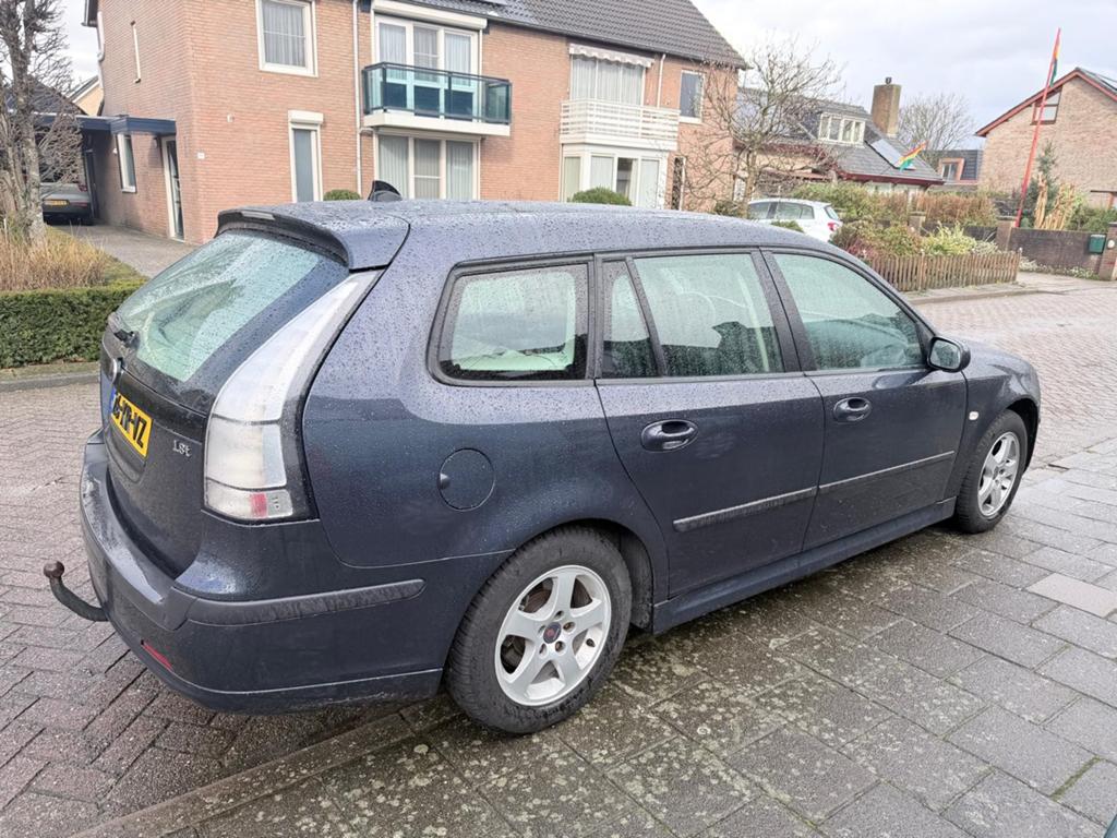Saab 9-3 1.8 T Sport Estate AUT APK 20-05-2027, Auto's, 1998 cc, 4 cilinders, Blauw, Stationwagon