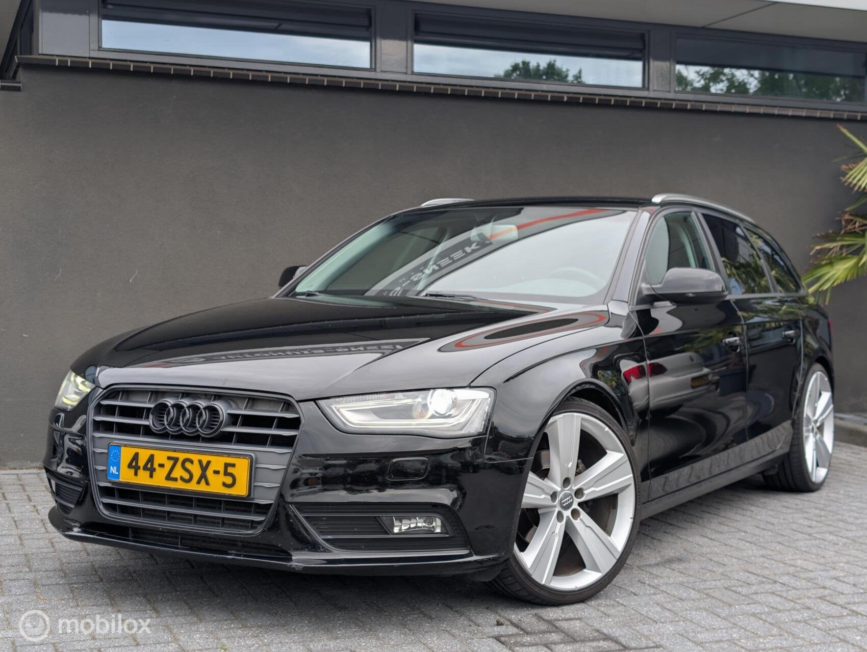 Audi A4 Avant 1.8 TFSI Pro Line | Leer | 19 inch |, Auto's, Audi, Voorwielaandrijving, Euro 5, Gebruikt, 4 cilinders
