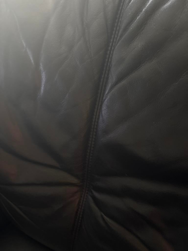 Comfortabele zwarte leren fauteuil, Ophalen, Gebruikt, Zwart, Leer