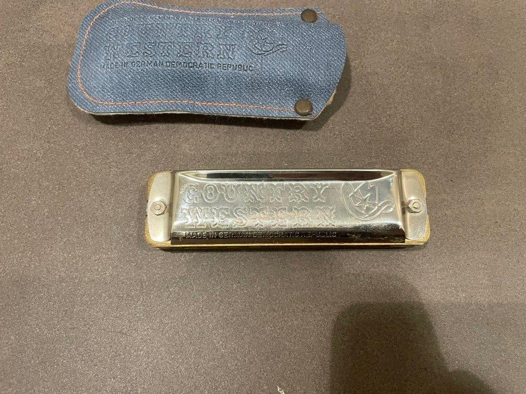 Country Western Mondharmonica met hoesje, Muziek en Instrumenten, Gebruikt, C-mondharmonica, Ophalen of Verzenden, Met koffer of doosje
