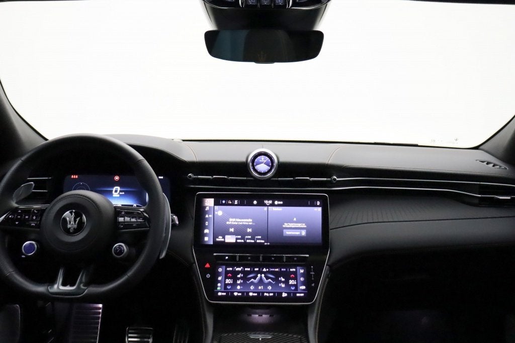 Maserati Grecale AWD Folgore 105kWh | BOMVOL | Pano | 3jr. g, Auto's, 131 €/maand, 0 cilinders, Adaptive Cruise Control, Leder en Stof
