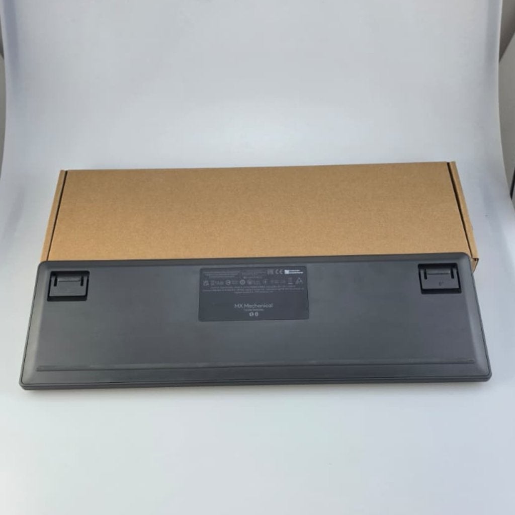Logitech Mx Mechanical Keyboard, Logitech, Zo goed als nieuw, Support@logitech.com, EPFL - Quartier de l'Innovation
Daniel Borel Innovation Center
1015 Lausanne
Switzerland