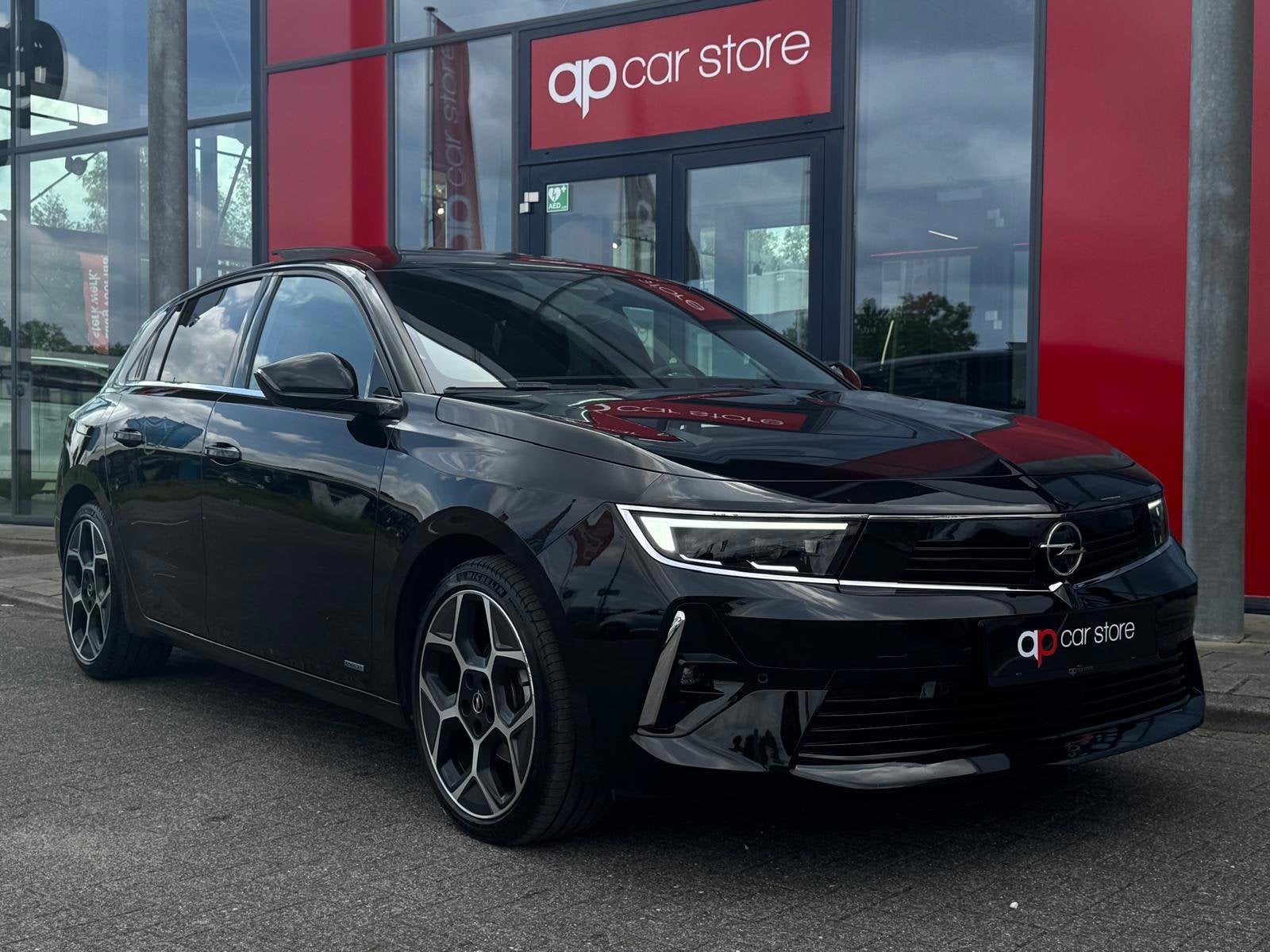 Opel Astra 1.2 Ultimate Vol | Panorama | Memory Seats | LED, Auto's, Gebruikt, Zwart, Automatische klimaatregeling, Zwart
