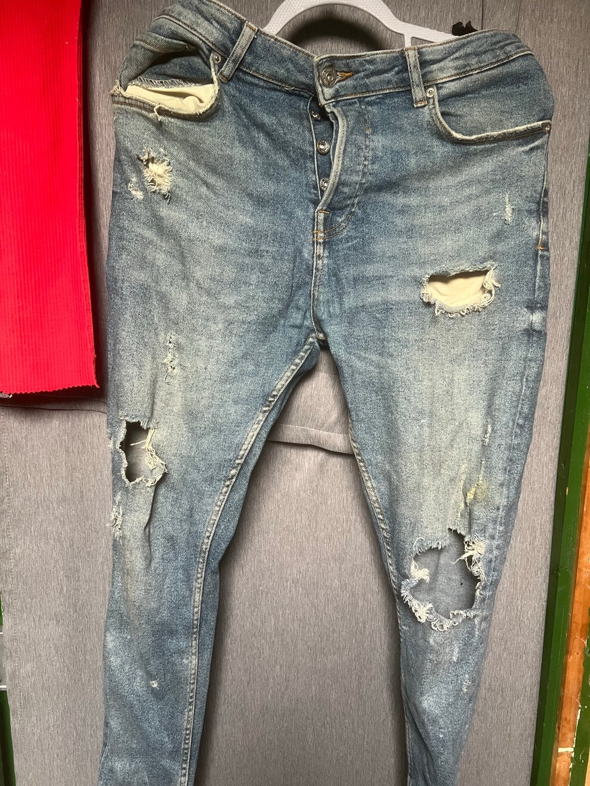 Zara Blauwe Jeans met Scheuren - Maat W32, Ophalen of Verzenden, Gedragen, Blauw, W32 (confectie 46) of kleiner
