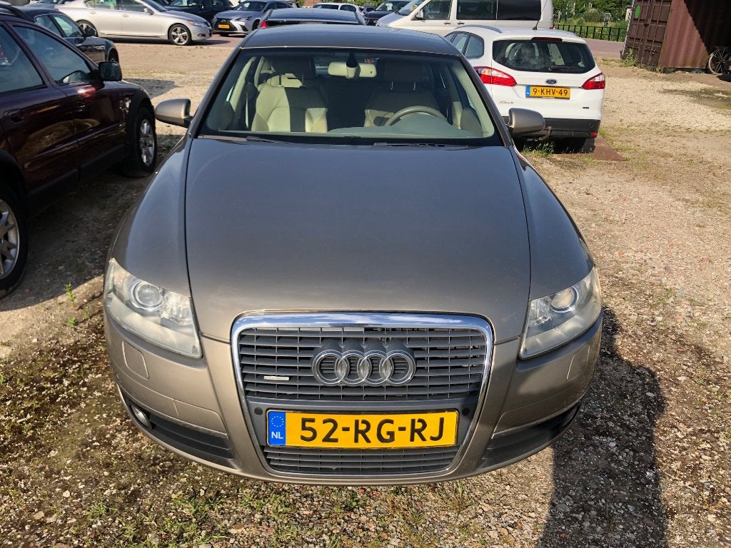 Audi A6 4.2 246KW Quattro Tiptronic 2005 Beige, Auto's, Audi, Automaat, Navigatiesysteem, Beige, Vierwielaandrijving