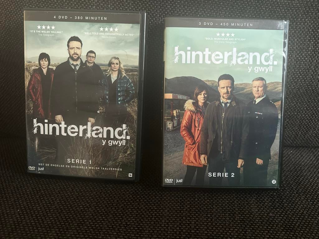 Hinterland - Seizoen 1 & 2 DVD Boxset, Cd's en Dvd's, Vanaf 16 jaar, Boxset, Ophalen of Verzenden, Zo goed als nieuw