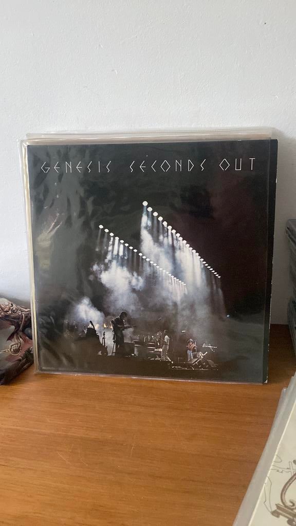 2lp genesis, seconds out, Cd's en Dvd's, Vinyl | Rock, Zo goed als nieuw, Poprock, Overige formaten, Ophalen of Verzenden