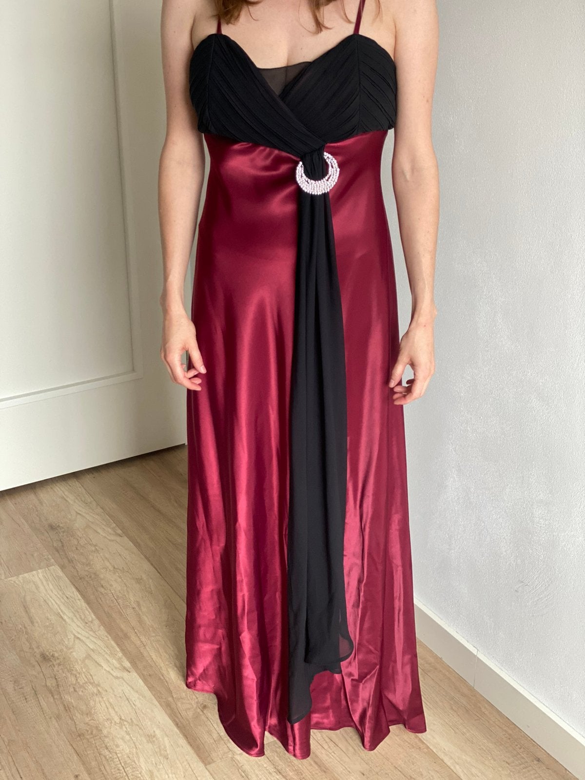 Galajurk van Günbay, Kleding | Dames, Gelegenheidskleding, Galajurk, Maat 42/44 (L), Ophalen of Verzenden, Gedragen