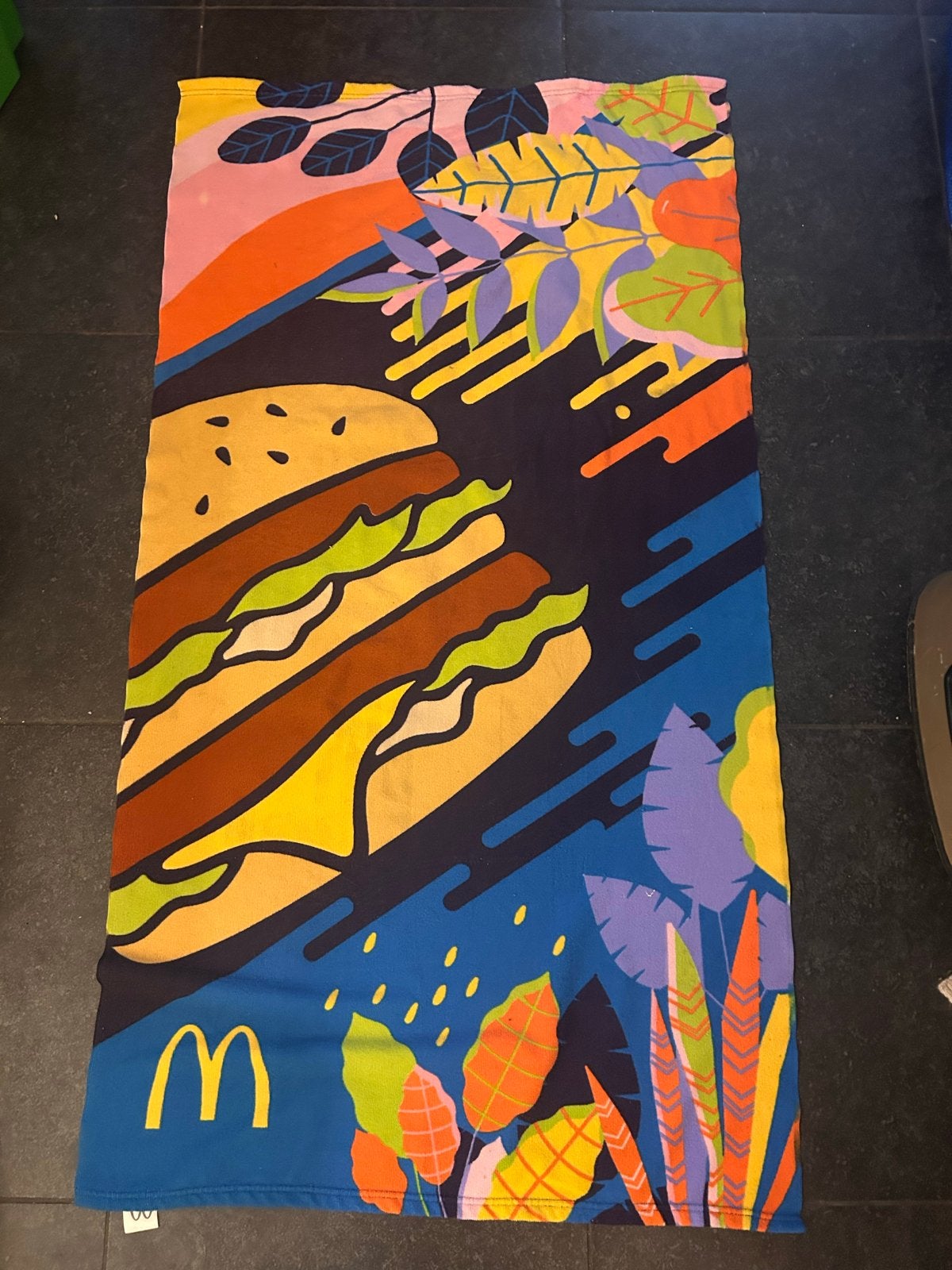 McDonald's strandlaken/handdoek, Ophalen of Verzenden, Nieuw, Meerkleurig, Textiel