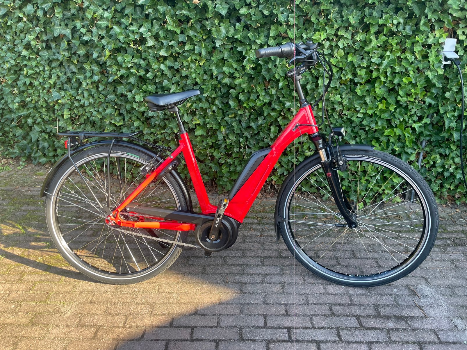 Victoria Ebike. Bosch middenmotor. **Als nieuw**, 51 tot 55 cm, Ophalen, Zo goed als nieuw, Overige merken