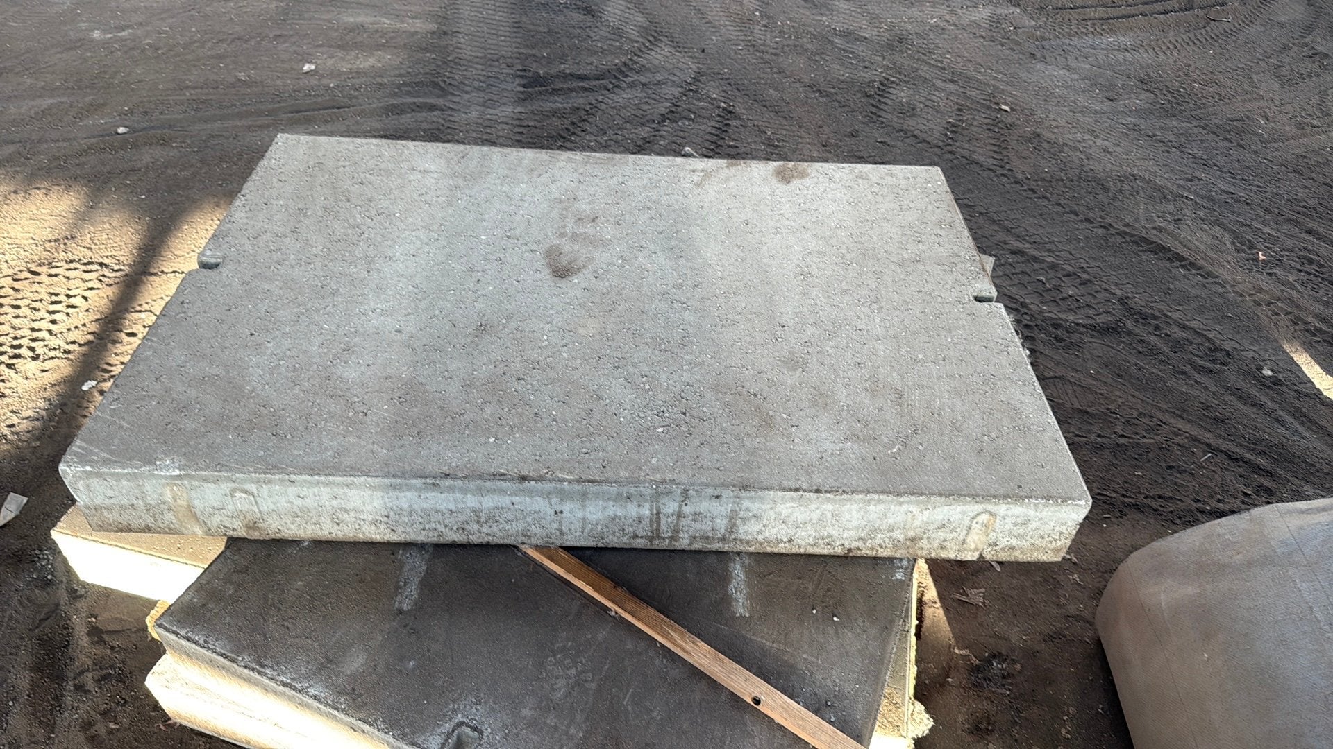 Betonplaten 120x80x12 cm 100 stuks gebruikt, Ophalen, Overige typen, Zo goed als nieuw, Beton