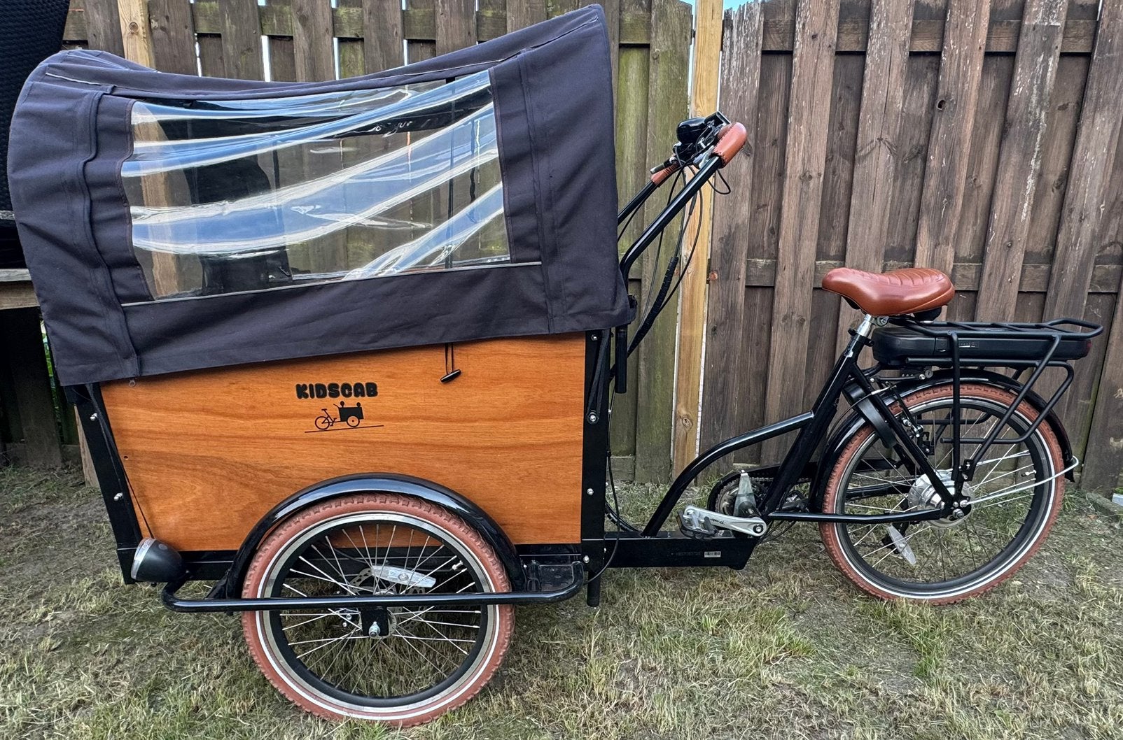 KidsCab elektrische bakfiets, 4 kinderen of meer, Gebruikt, Huif, Ophalen
