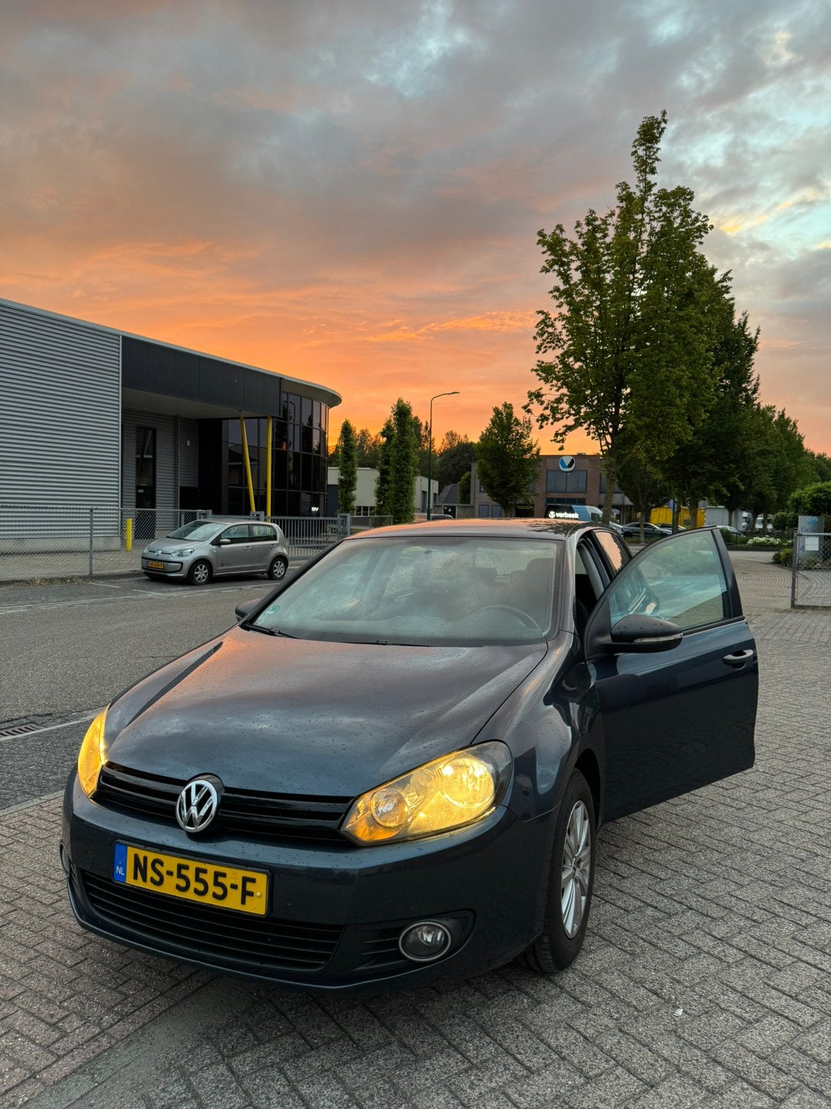 Volkswagen Golf 1.6 75KW 2009 Blauw, Auto's, Voorwielaandrijving, 4 cilinders, Blauw, 610 kg