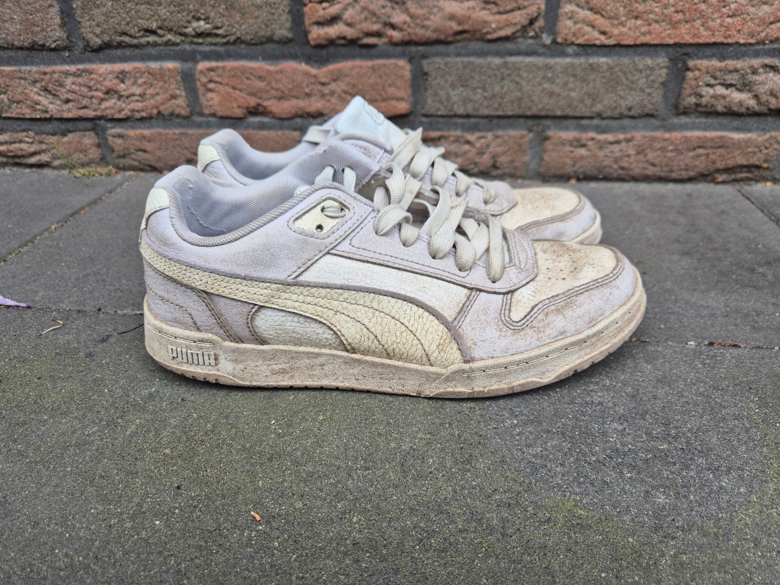 Puma schoenen mt 40, Kleding | Dames, Ophalen of Verzenden, Zo goed als nieuw, Zwart, Sneakers of Gympen