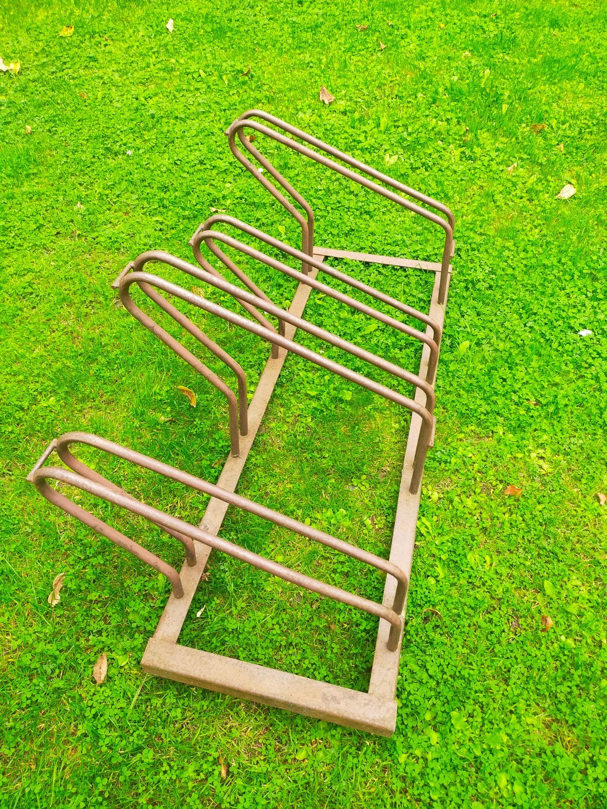 Stevig metalen fietsenrek voor 4 fietsen, Ophalen, Gebruikt