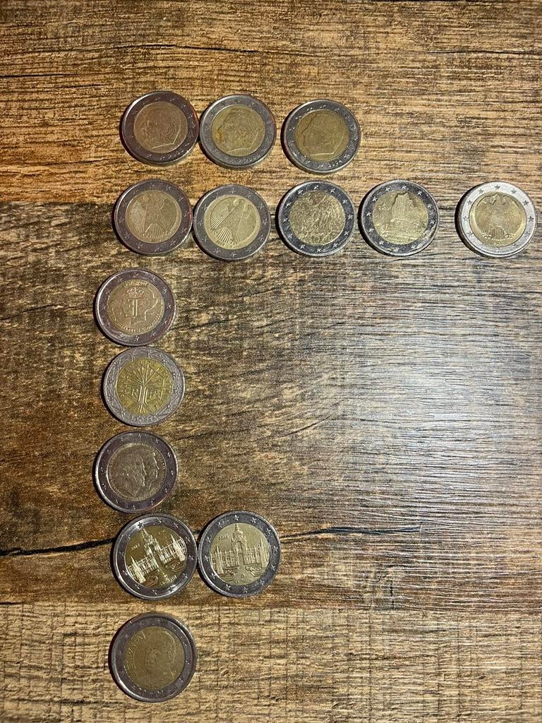 Verschillende 2 euromunten, Ophalen of Verzenden, Munten