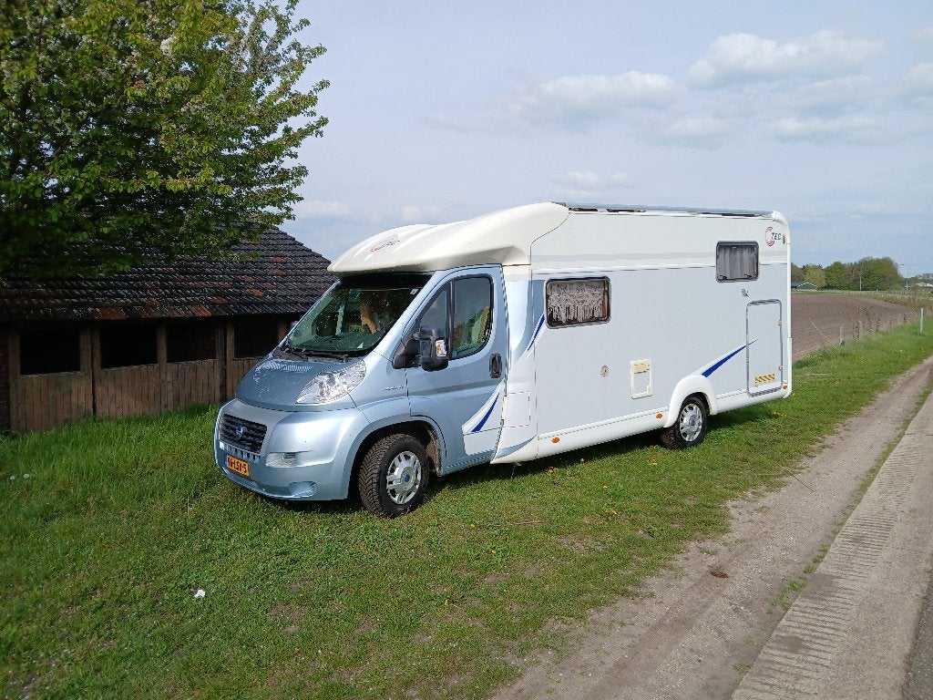 Camper TEC semi-integraal met enkele bedden, Caravans en Kamperen, T.E.C., Fiat, Tot en met 3, Particulier