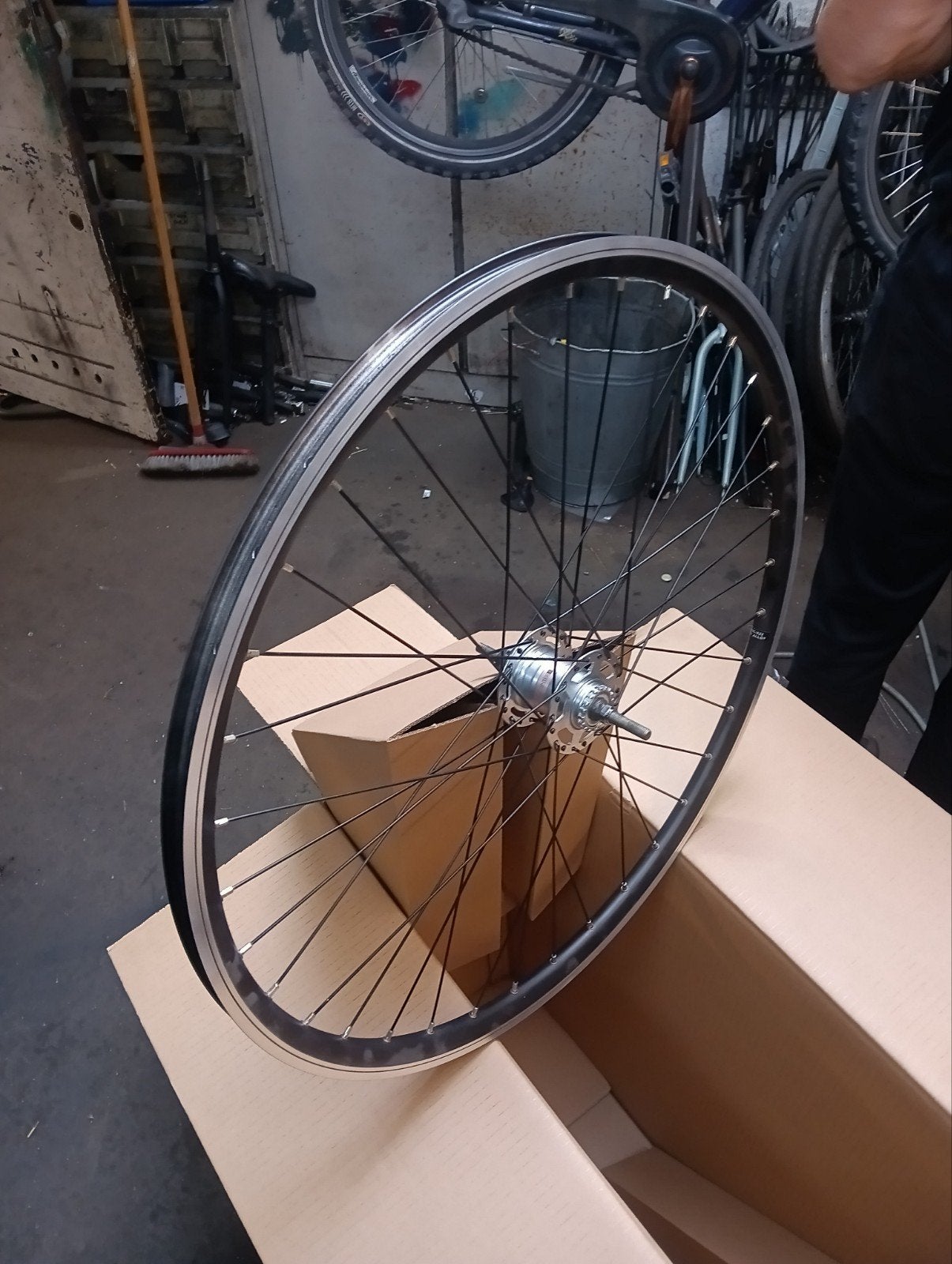 achterwiel 3 versnellingen & handrem Shimano Nexus 3, Fietsen en Brommers, Ophalen, Nieuw