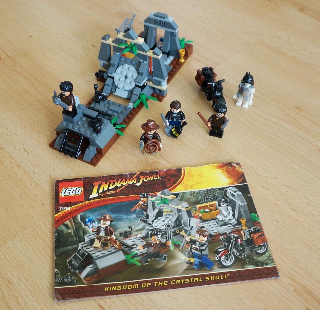 Te koop Lego 7196 (Indiana Jones Chauchilla Cemetery Battle), Kinderen en Baby's, Speelgoed | Duplo en Lego, Ophalen of Verzenden