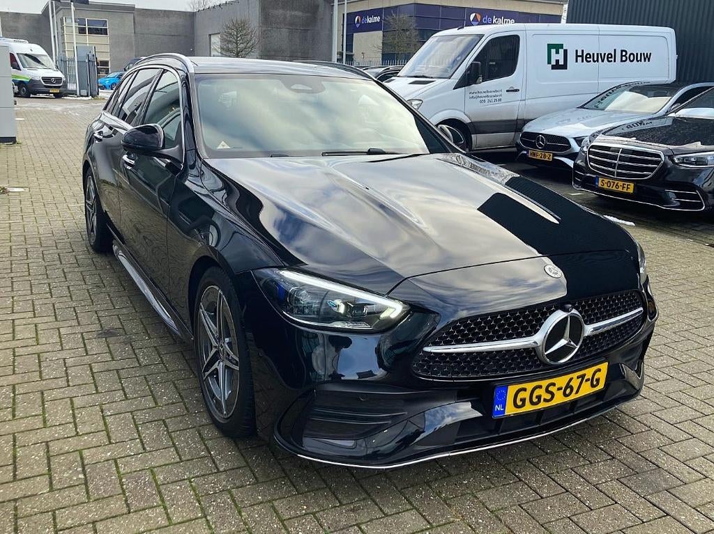 Mercedes-Benz C-Klasse C180  AMG  9G-TRONIC 2024 Zwart, Auto's, Mercedes-Benz, 1800 kg, Zwart, 4 cilinders, Zwart