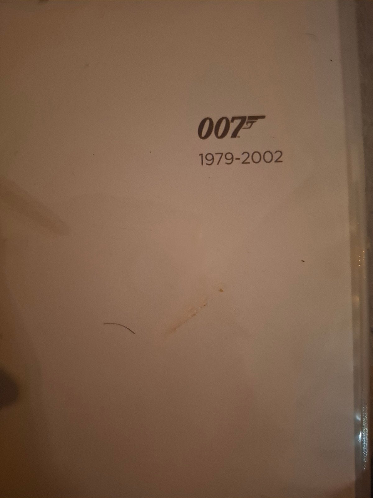 James bond 1979-2002, Vanaf 12 jaar, Verzenden, Zo goed als nieuw