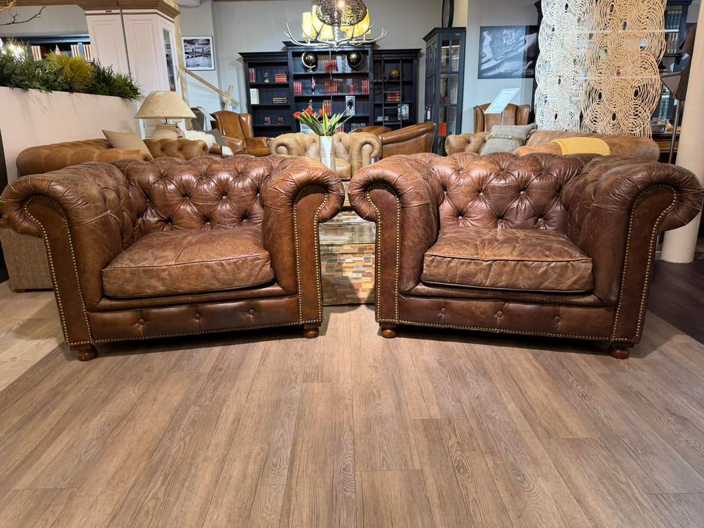 Stoere industriële Chesterfield clubfauteuils Vintage Bruin, Huis en Inrichting, Fauteuils, Ophalen of Verzenden, Gebruikt, 75 tot 100 cm