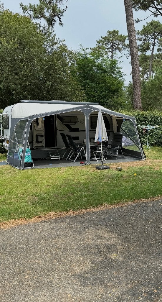 Isabella Sun Shine Plus Luifel A940/G16 CarbonX + frontset, Caravans en Kamperen, Voortenten en Luifels, Ophalen, Zo goed als nieuw