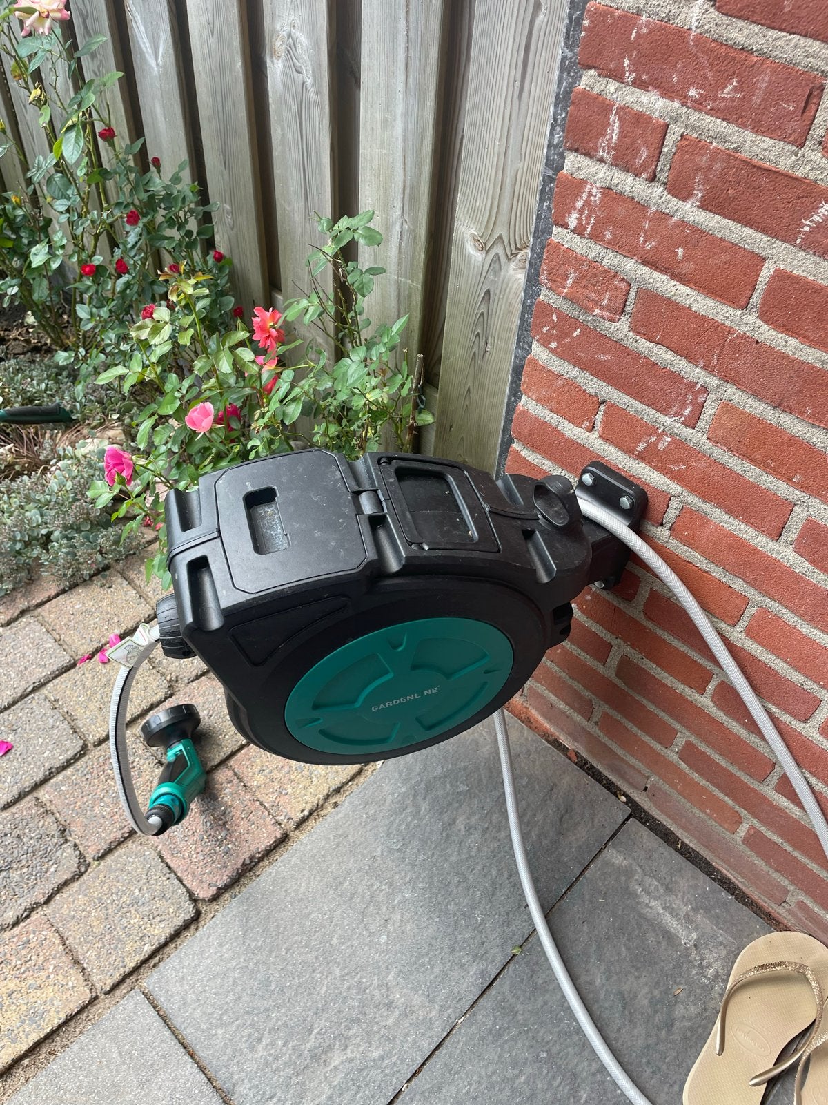 Gardenline Tuinslanghaspel 20 meter met slang en spuitstuk, Ophalen, Gebruikt, Tuinslanghaspel