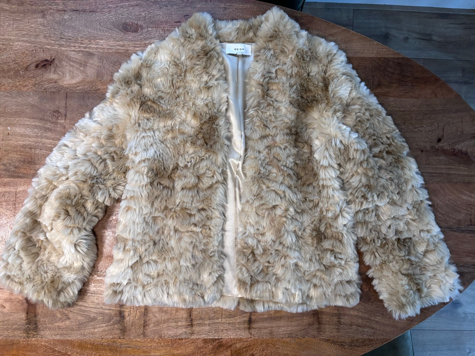 Reiss Faux Fur Jasje - Maat M- Zo goed als nieuw, Ophalen, Zo goed als nieuw, Maat 38/40 (M), Beige