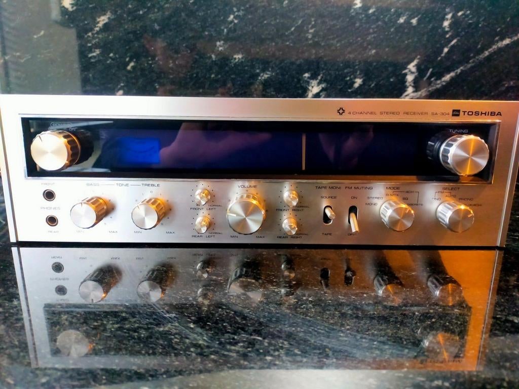 Vintage Toshiba SA-304 Quadrafonische Receiver (1973), Overige merken, Ophalen of Verzenden, Minder dan 60 watt, Gebruikt