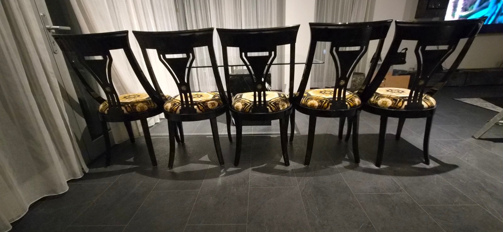 Versace eettafel met 5 stoelen, Ophalen