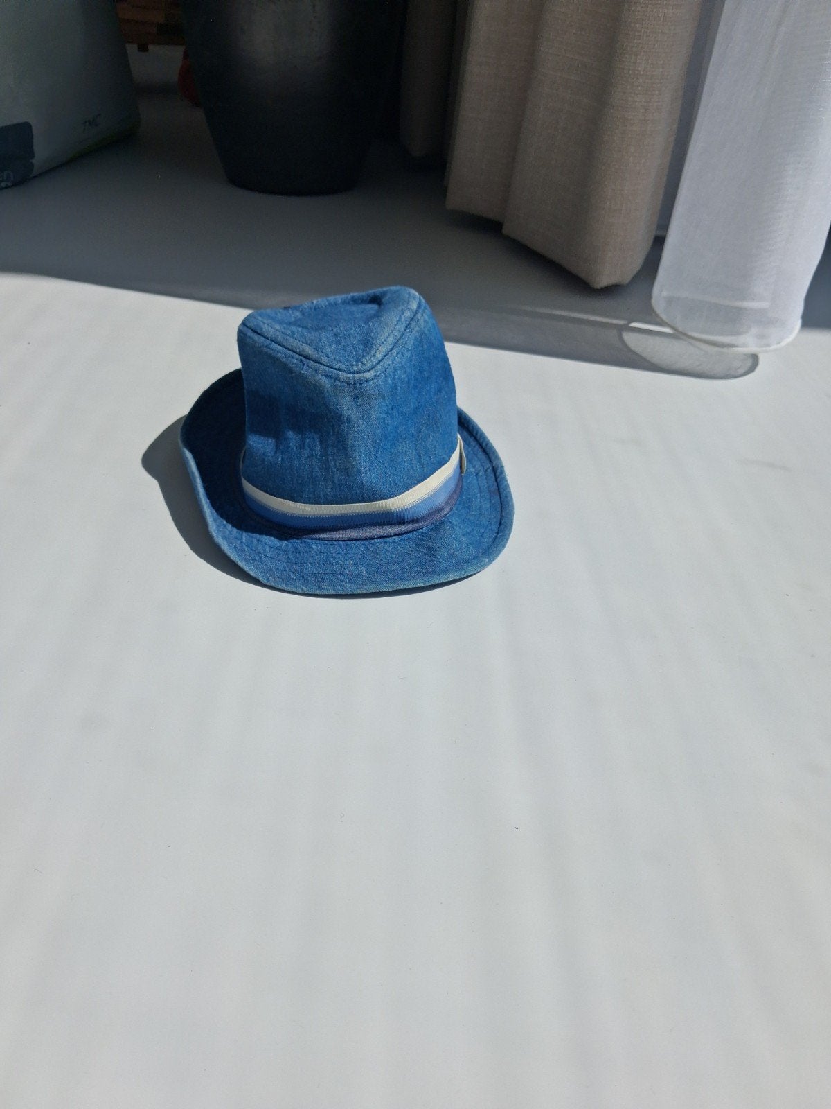 heel schattig Zara denim hoedje 1-2 jaar., Kleding | Dames, Hoed, Zara, Zo goed als nieuw, One size fits all