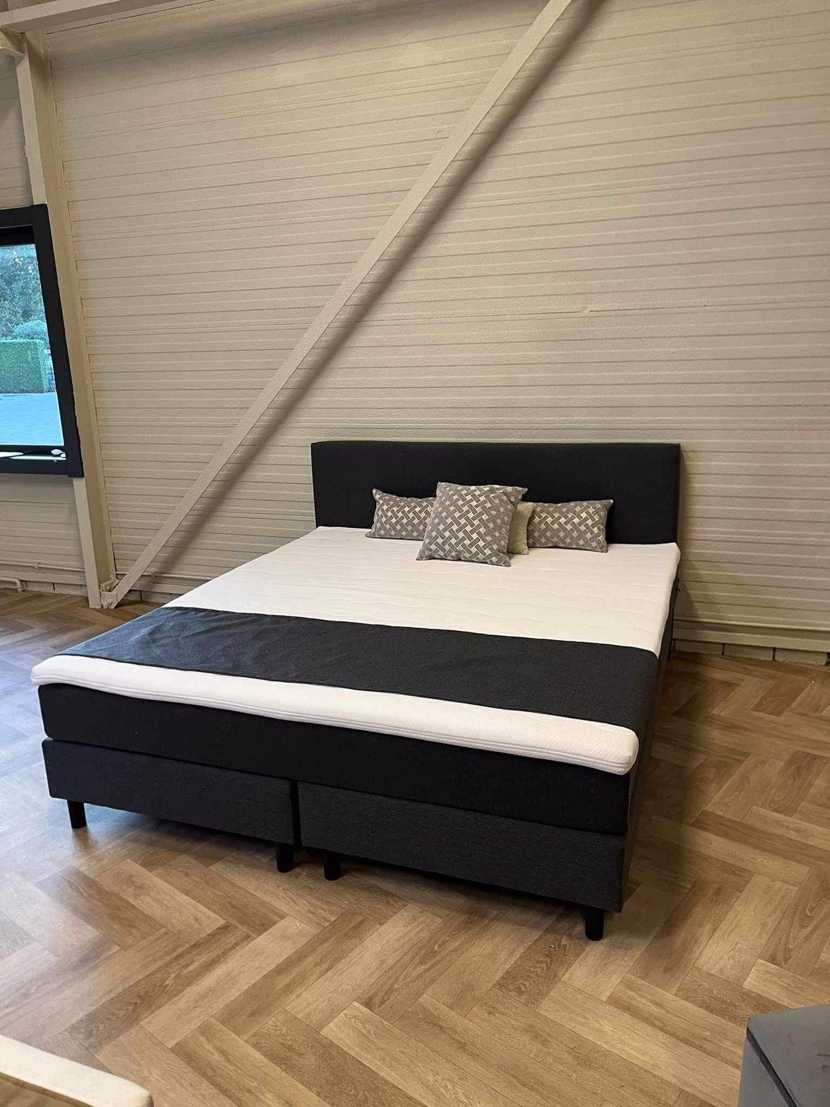 Boxspring nieuw zwart 140x200 160x200 180x200 compleet bed, Ophalen of Verzenden, Nieuw, Tweepersoons, 180 cm