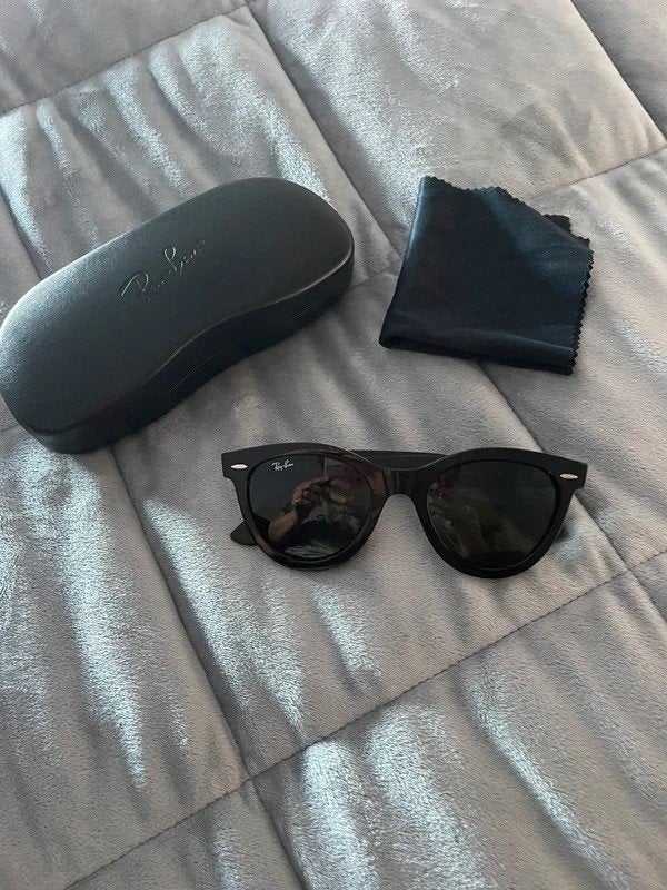 Ray-Ban RB2241 wayfarer way, Zonnebril, Zwart, Ophalen of Verzenden, Zo goed als nieuw