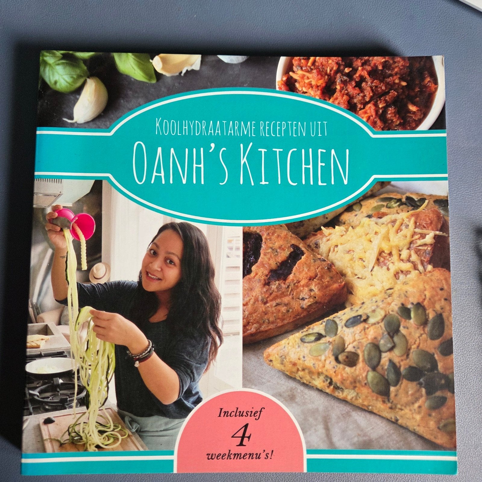 Koolhydraatarme Recepten uit Oanh's Kitchen, Boeken, Kookboeken, Gezond koken, Ophalen of Verzenden, Zo goed als nieuw, Oanh
