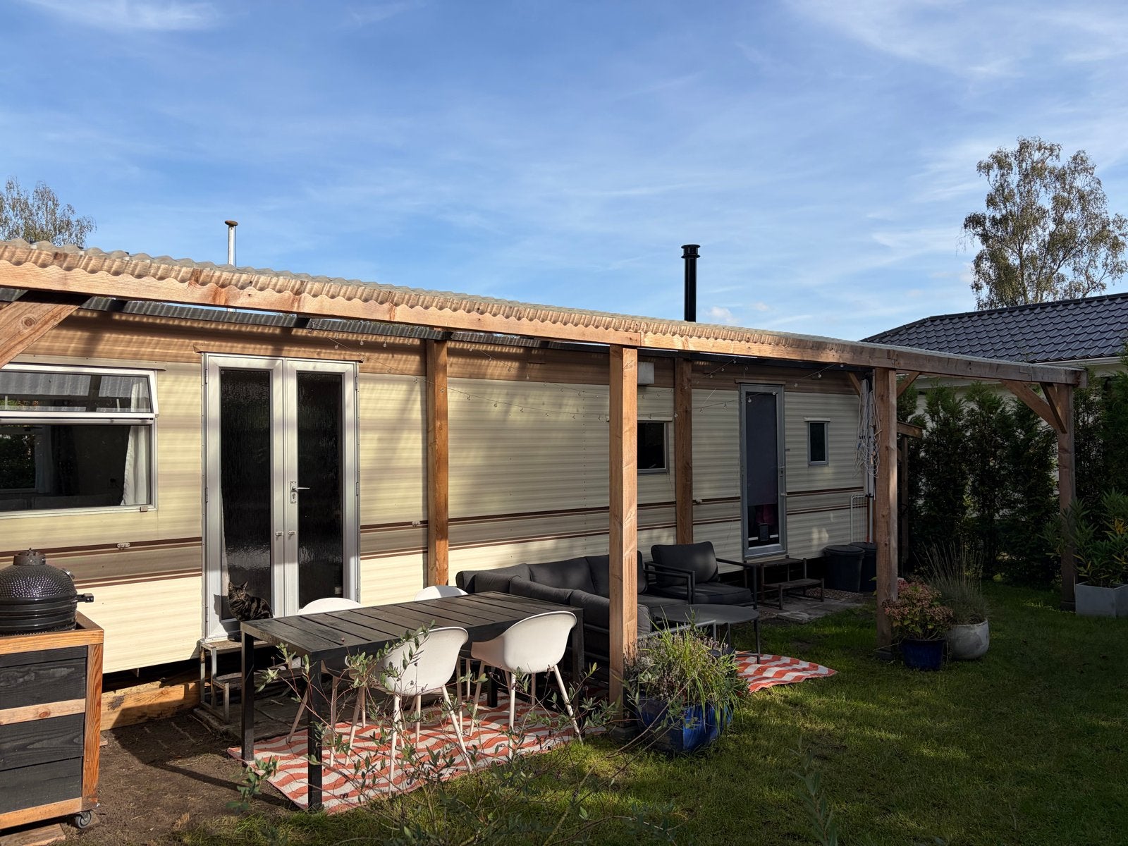Stacaravan chalet met staanplaats ruime tuin en overkapping, Tot en met 4