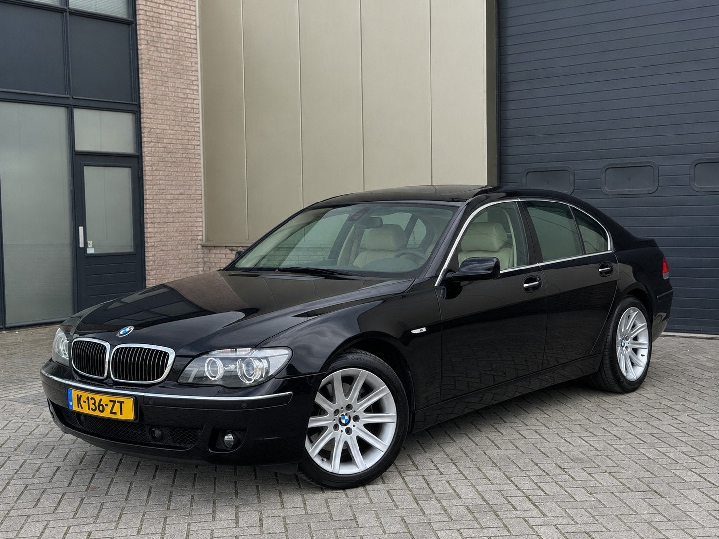 BMW 7-serie 740i High Executive Luxe Automaat Pano Leder, Auto's, Automaat, Navigatiesysteem, Achterwielaandrijving, Gebruikt
