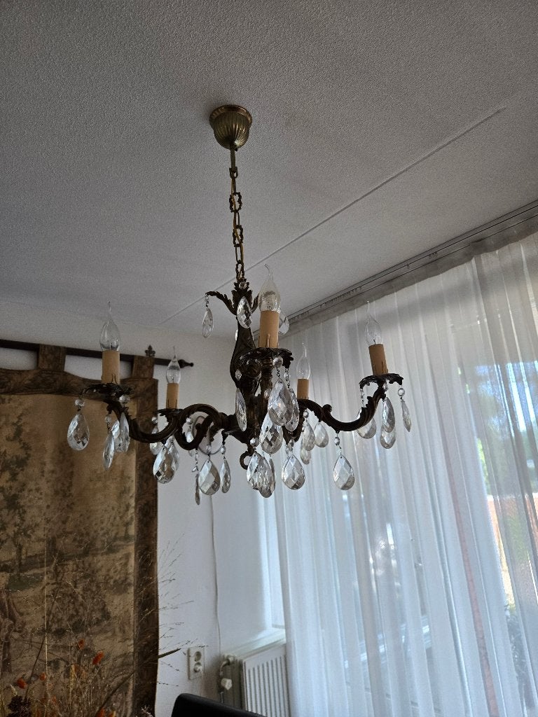 Koperen hanglamp, Ophalen