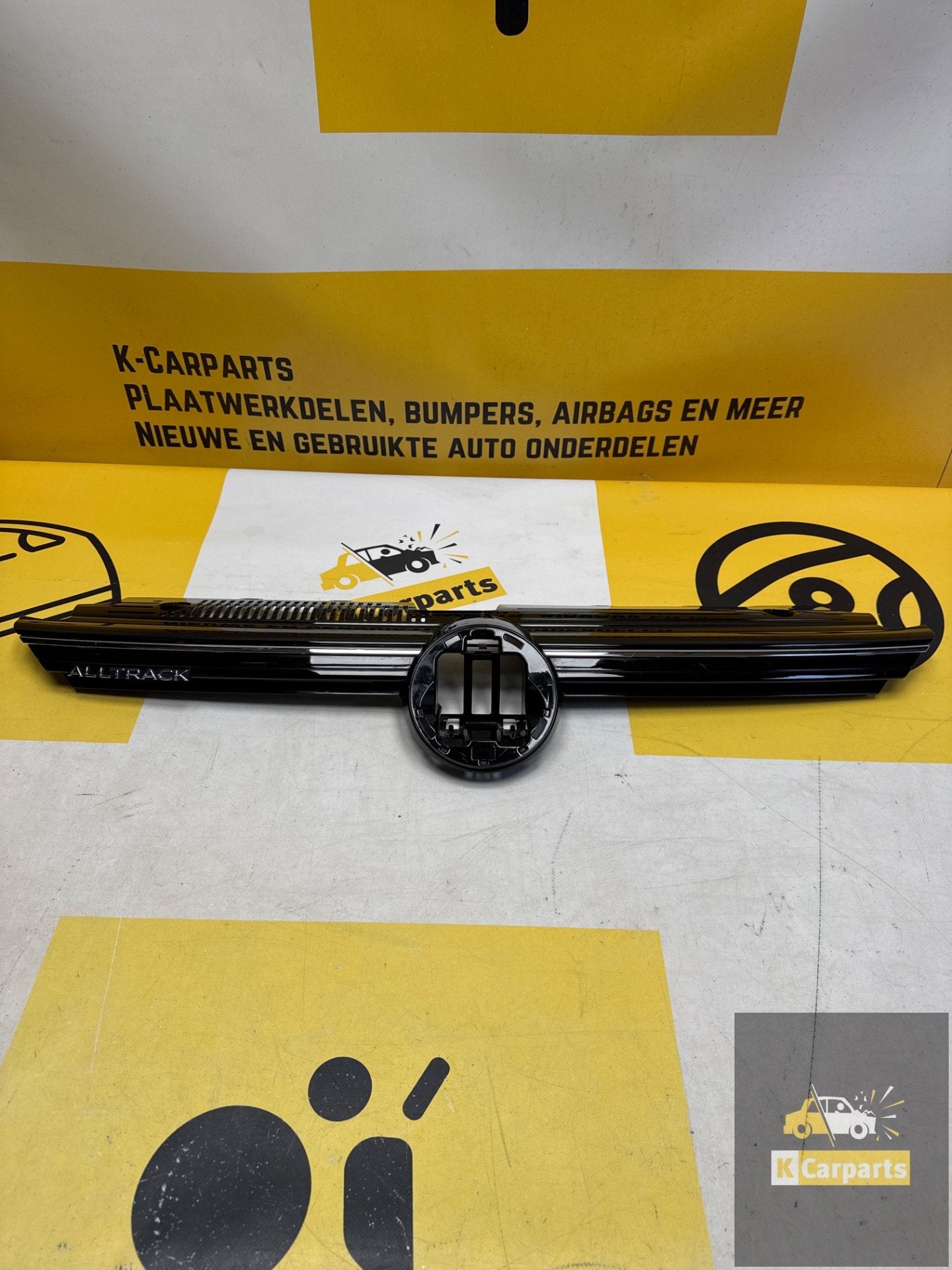 Grill Volkswagen Golf 8 Highline Grille origineel 5H0853651N, Info@fabrikant.eu, Ophalen of Verzenden, Bumper, Fabrikant BV