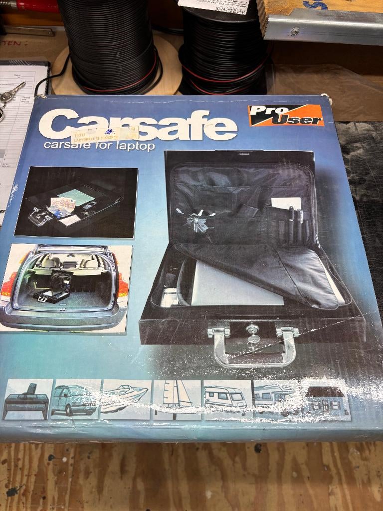 nieuwe Carsafe laptob auto kluis koopje, Auto diversen, Auto-accessoires, Nieuw, Ophalen