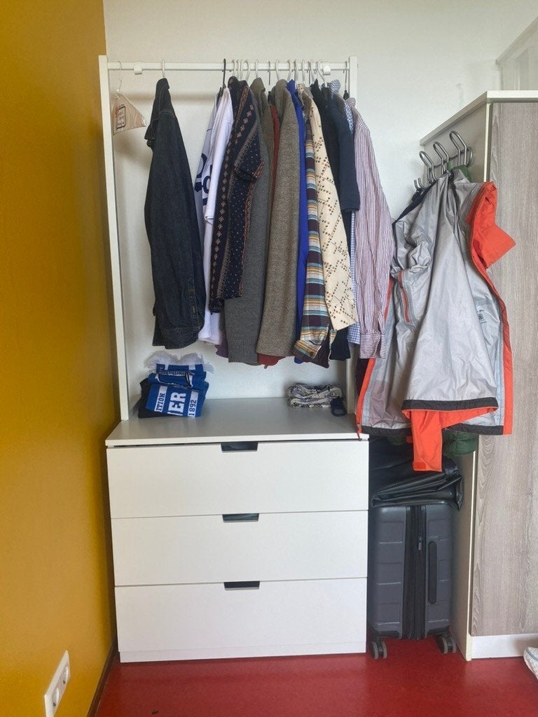 Dresser with Hangar for Clothes, Ophalen, 50 tot 100 cm, Zo goed als nieuw, IKEA