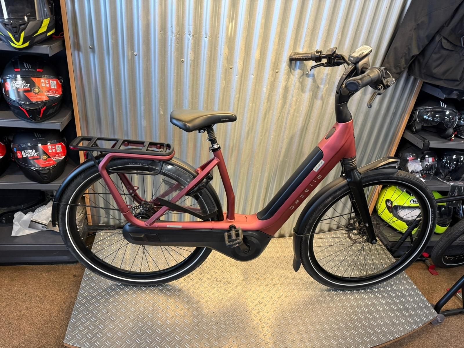 2 x Gazelle Avignon c8 53CM(Rode fiets) & 50 CM (Blauwe fiet, -, -, Zo goed als nieuw, 51 tot 55 cm