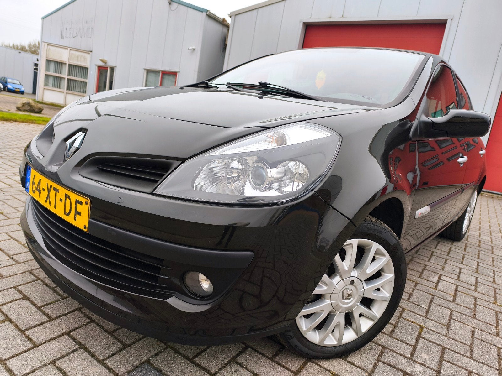Renault Clio 1.2 TCE 5-DRS 2007 Zwart, Voorwielaandrijving, 535 kg, 4 cilinders, 100 pk