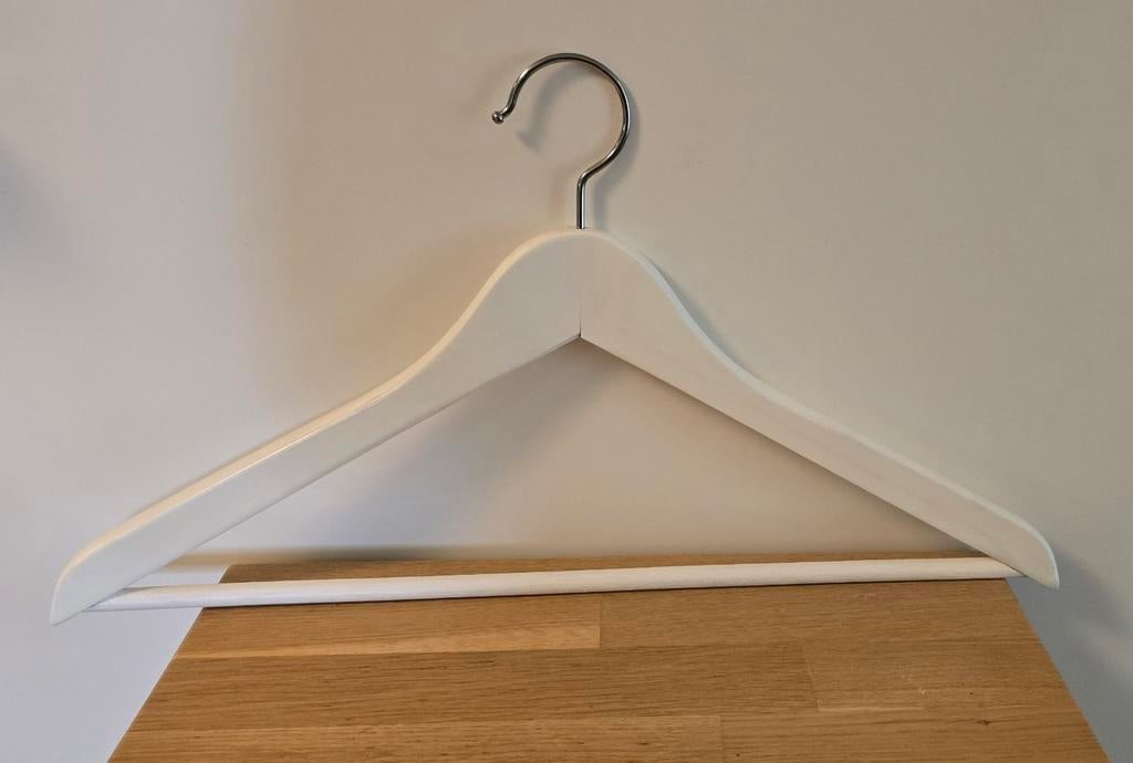 29  Houten kledinghangers, Kleding | Dames, Kledinghangers, Ophalen, Zo goed als nieuw, Hout, Volwassenen