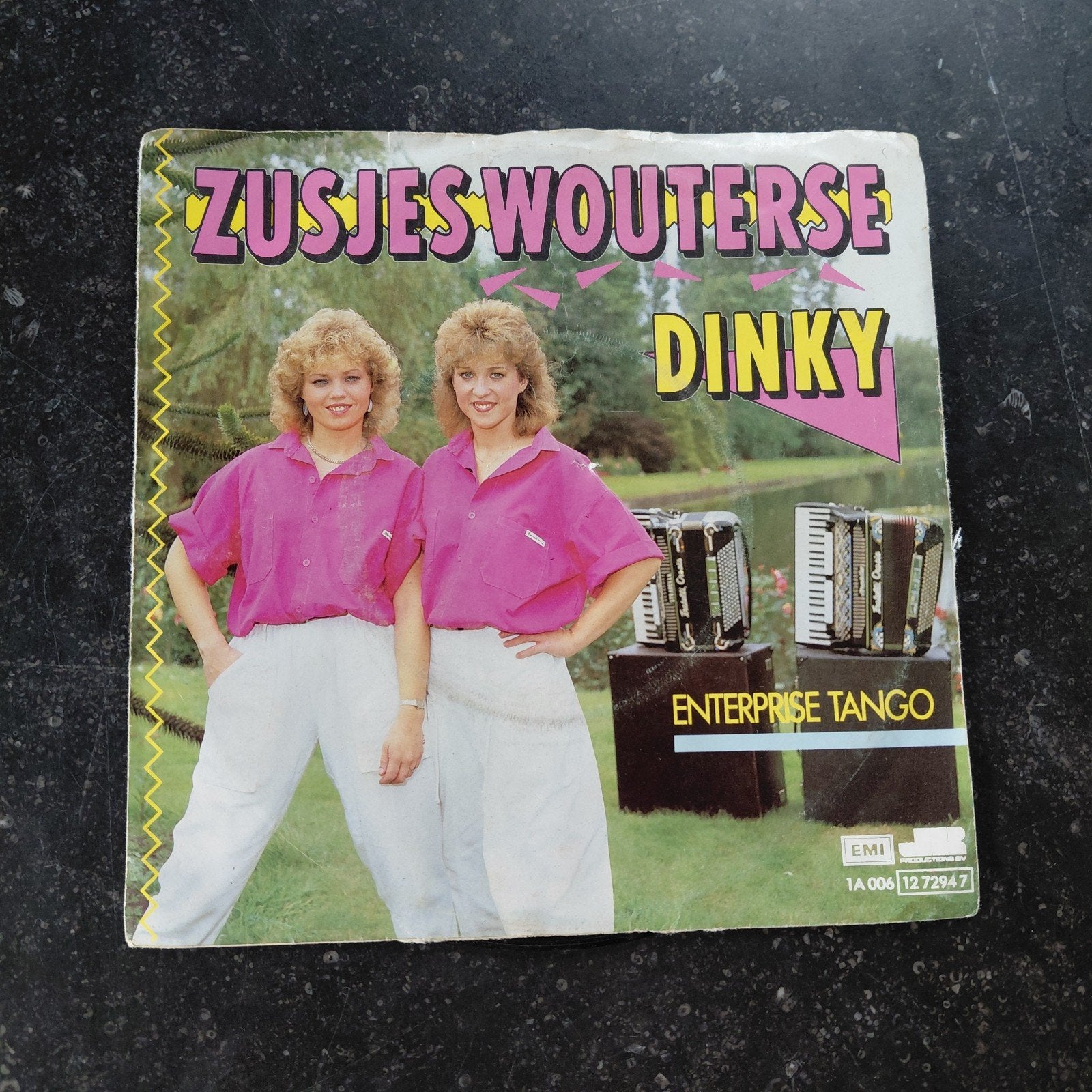 Zusjes Wouterse - Dinky / Enterprise Tango (Single), Ophalen of Verzenden, Gebruikt, Schlager